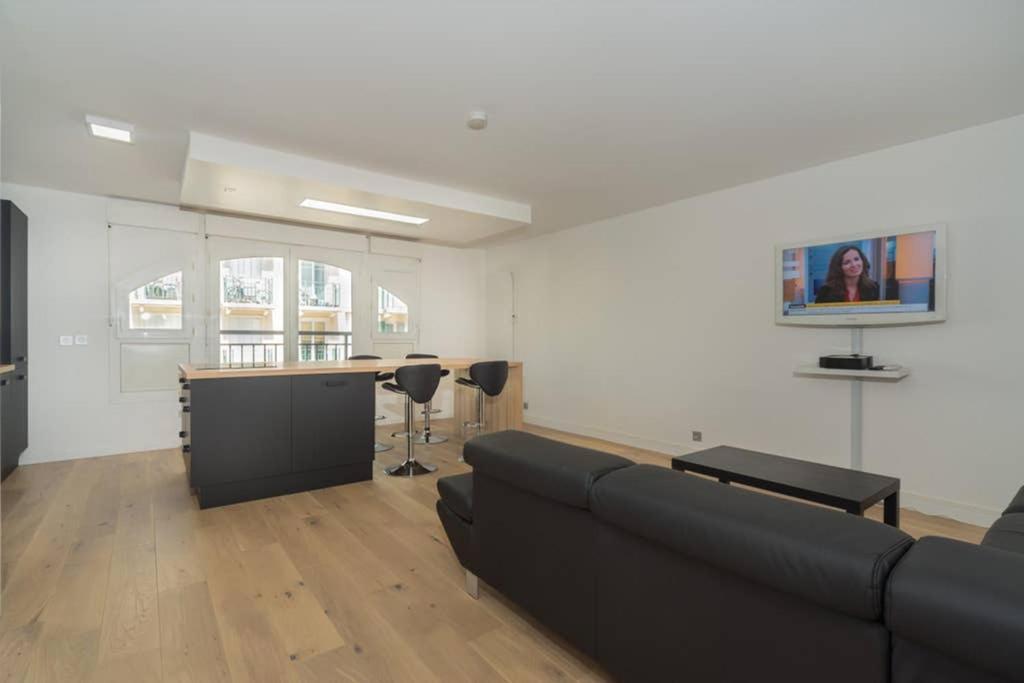 Lovely Apartment Close To A Big Shopping Mall Serris Kültér fotó